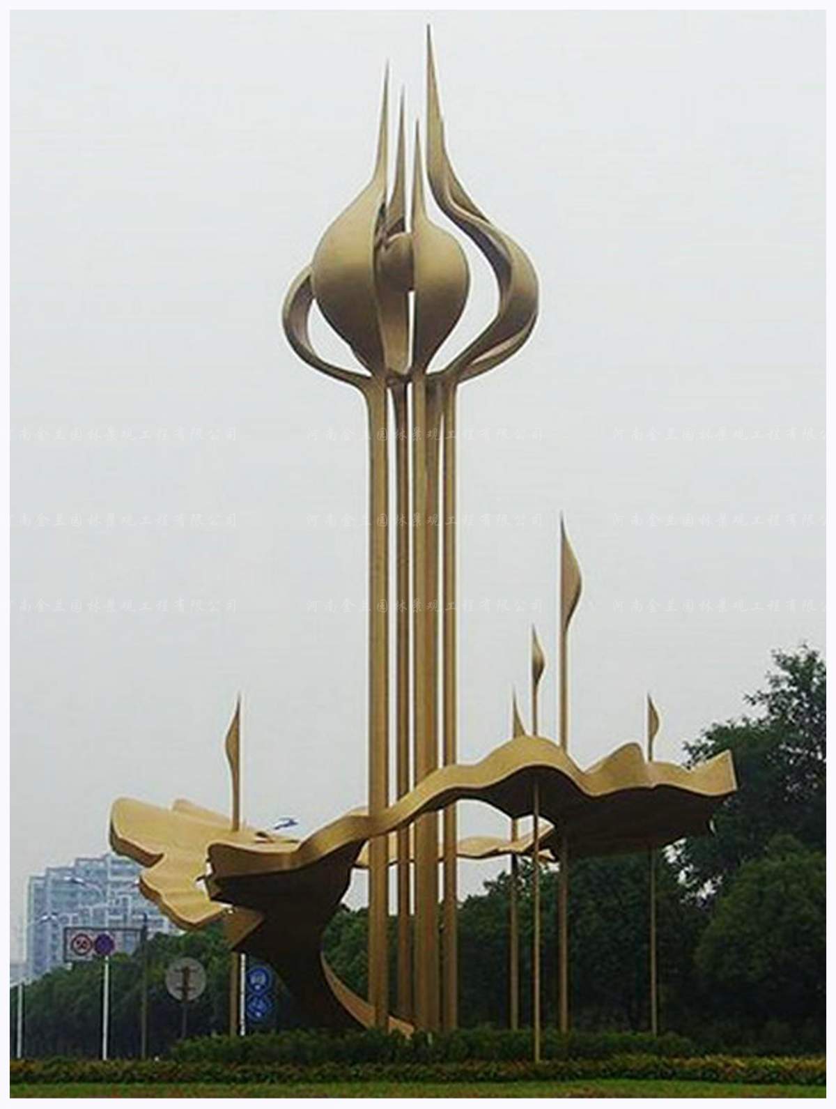【知识】不锈钢雕塑被大量使用的原因是什么?(图)